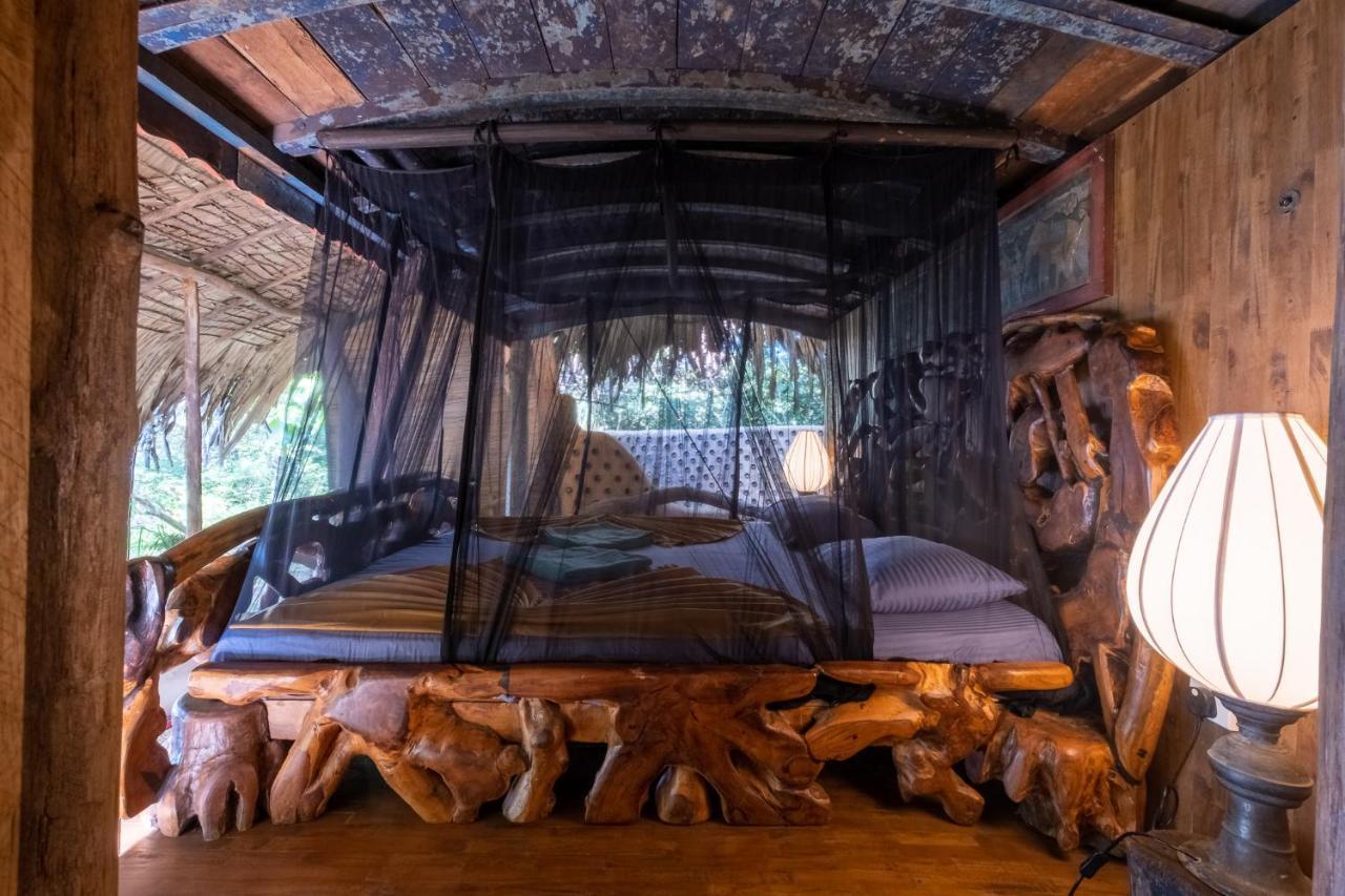 Banyan Camp Villa Hambegamuwa Exterior photo