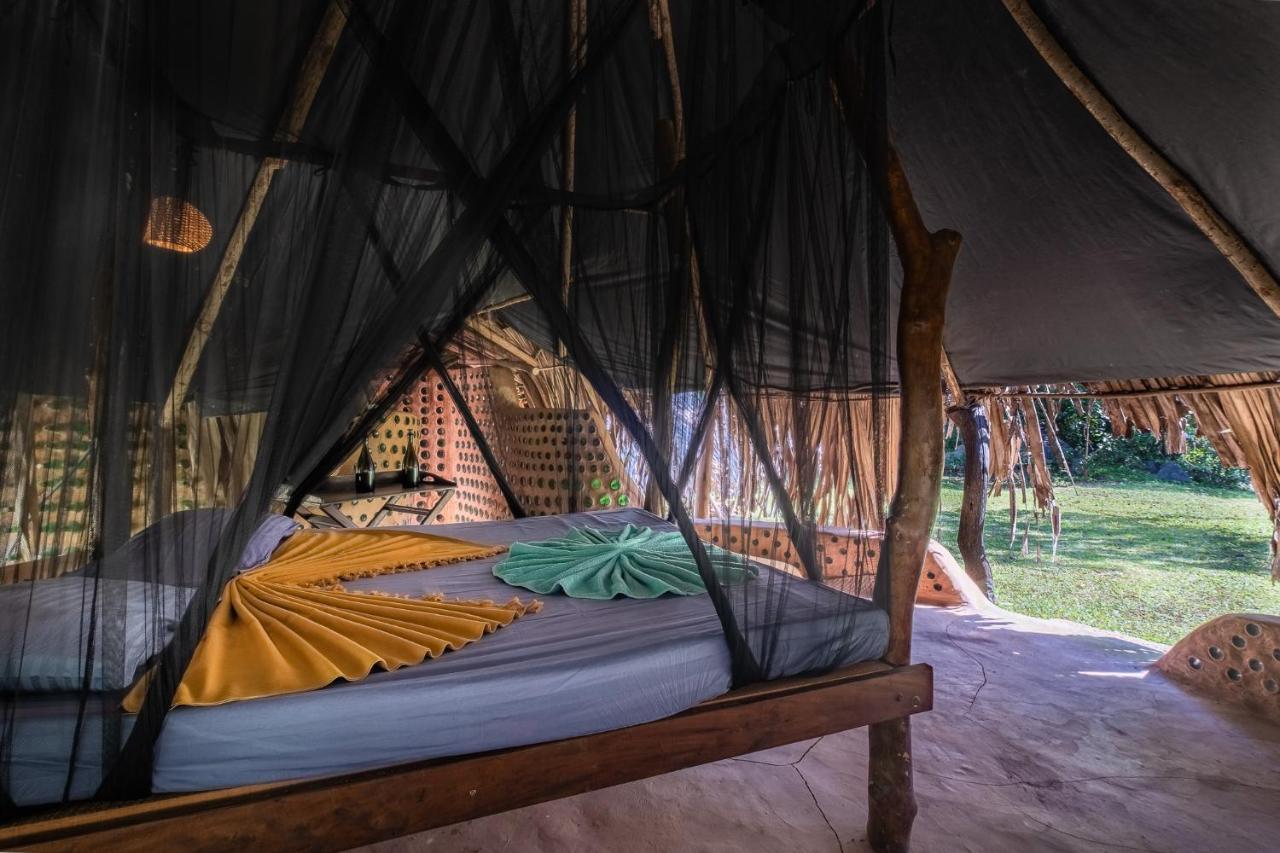 Banyan Camp Villa Hambegamuwa Exterior photo