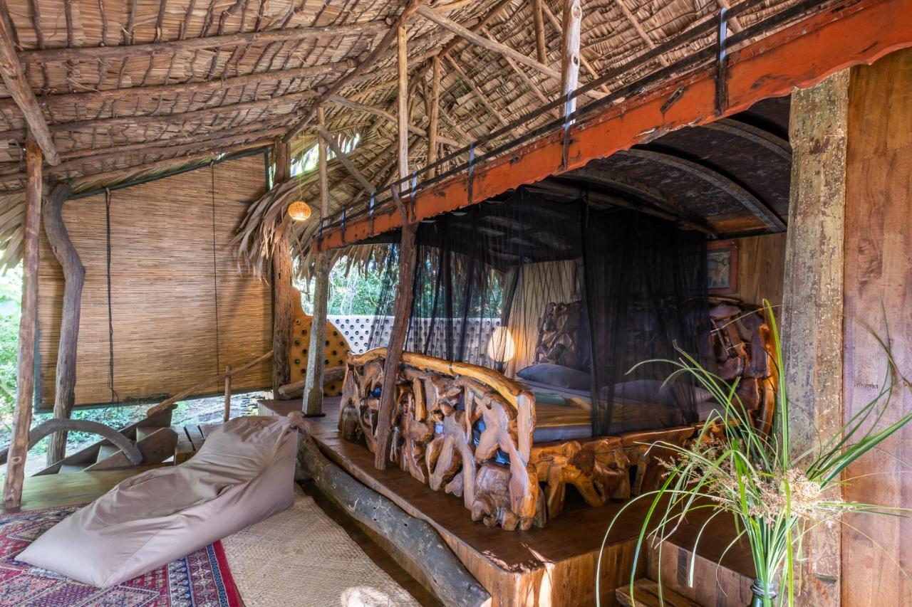 Banyan Camp Villa Hambegamuwa Exterior photo