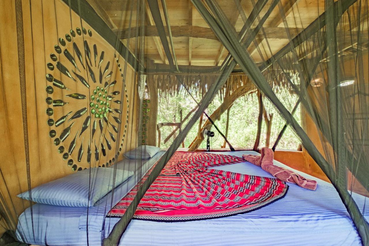 Banyan Camp Villa Hambegamuwa Exterior photo