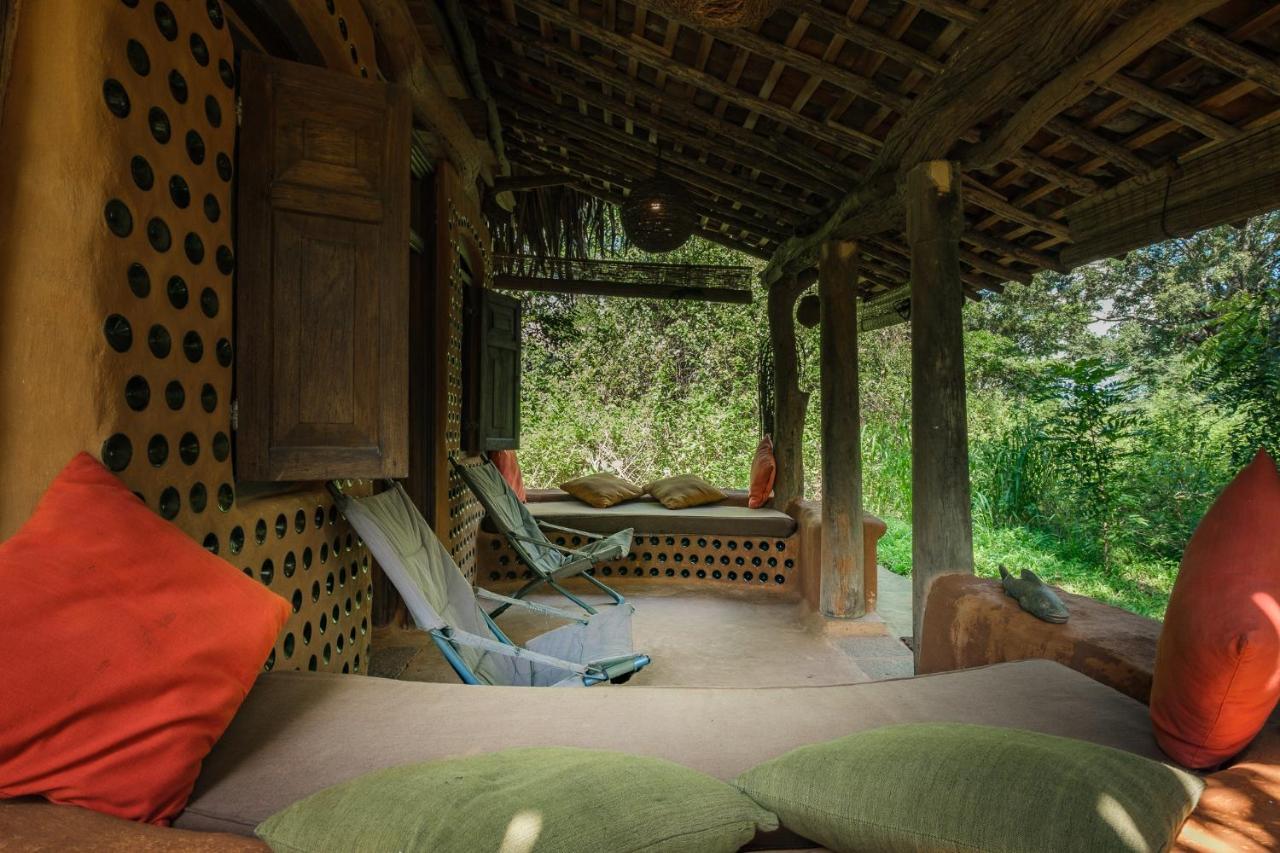 Banyan Camp Villa Hambegamuwa Exterior photo